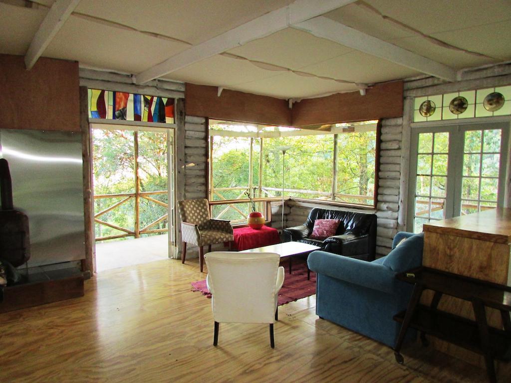 Old Pine Cabin Karkloof Yarrow Exterior foto